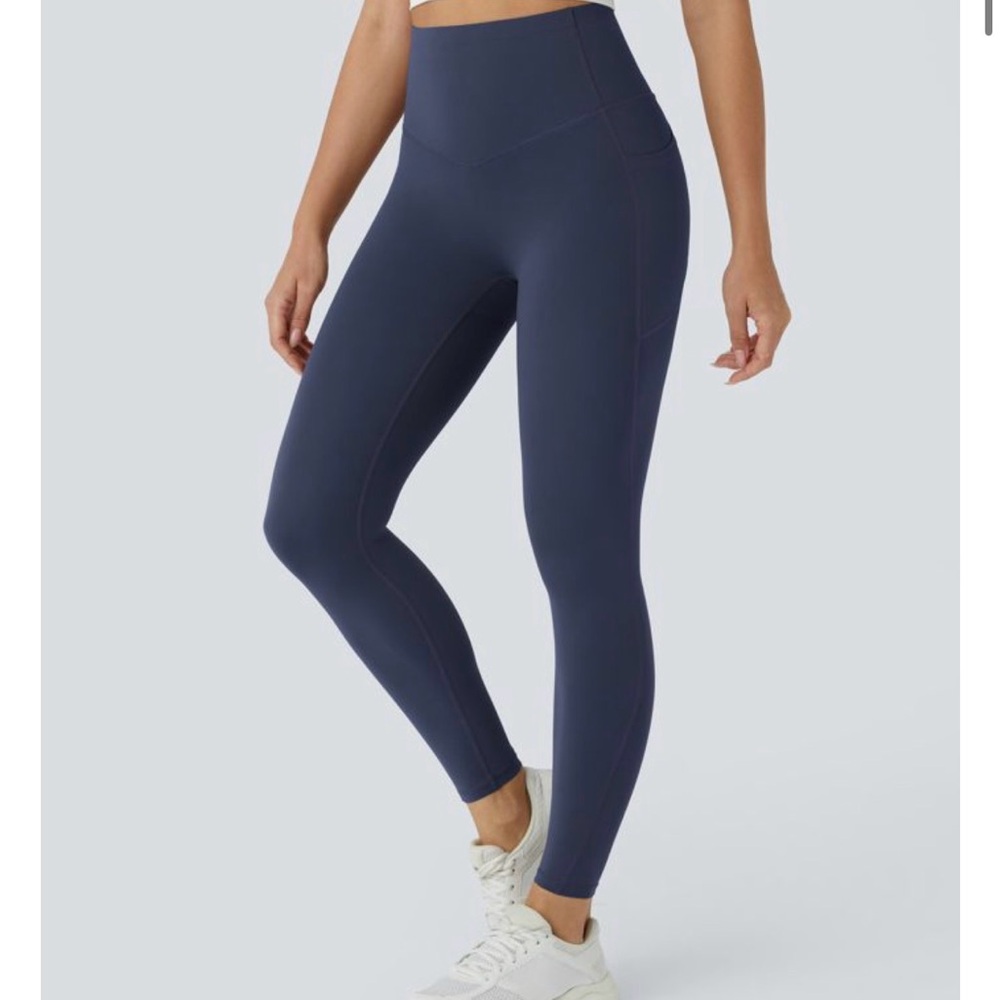 🆕-HALARA Navy Sculpting Leggings
